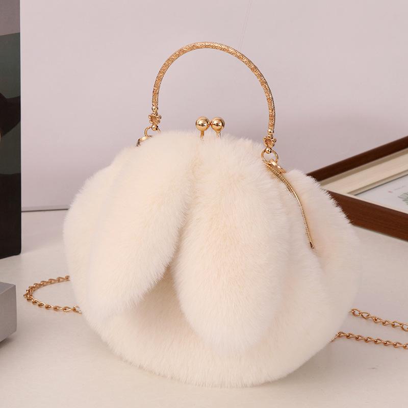 Plush rabbit bag girls oblique cross autumn and winter new chain hand-held hair bag imitation Rex rabbit hair cute clip bag