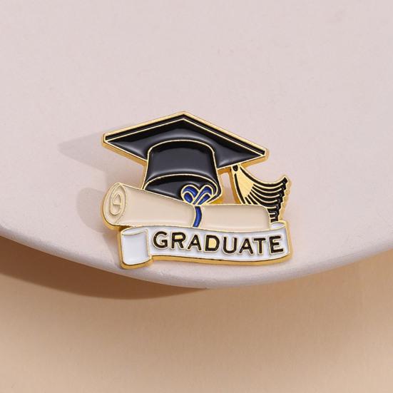 Graduation Brooch Bachelor Hat Shape Graduation Photos Pin Finishing Touch Suit Lapel Badge Graduation Season Accessory