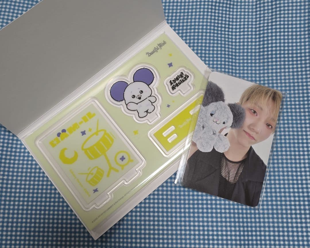 

[Б/У] Акриловая подставка XdinaryHeroes Гонил