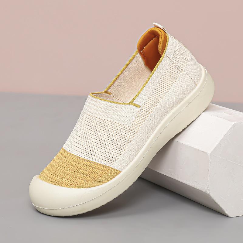 Shoes women's summer new versatile casual shoes soft sole not tired feet comfortable mother shoes one pedal shoes