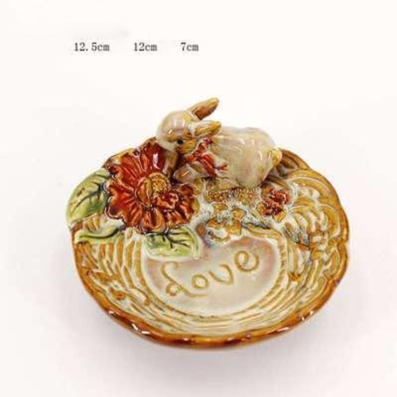 Creative Ceramic Soap Box For Bathroom Home Use Draining European Style Bathroom Soap Dishes Foyer Key Storage Ornament ZE660
