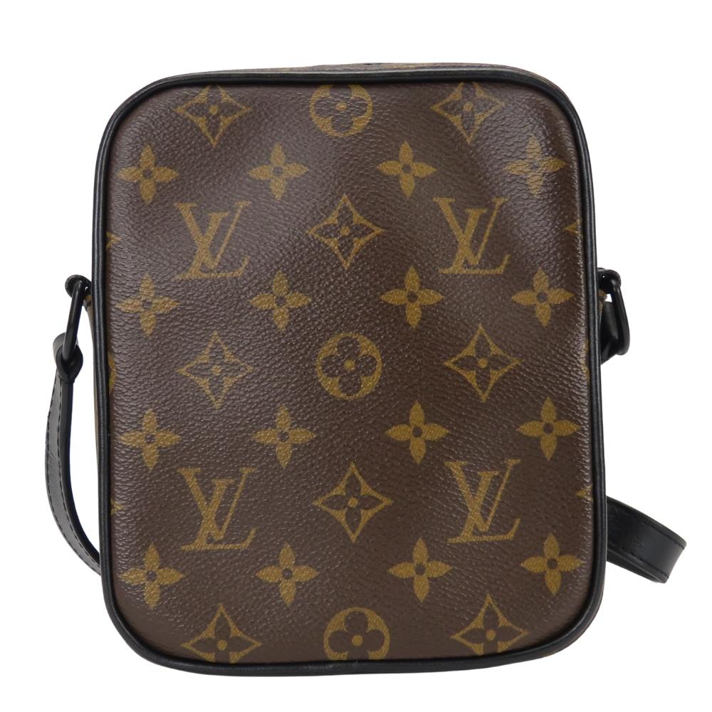 Used LOUIS VUITTON Shoulder Bag Christopher Wearable M69404 Wallet Monogram macacer Brown black Everyday use