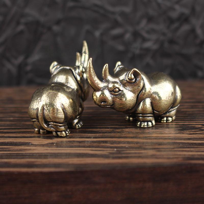 Copper Rhinoceros Figurines Home Decor Retro Brass Animal Ornaments Keyrings Holder Pendants Lucky Desk Decorations Accessories