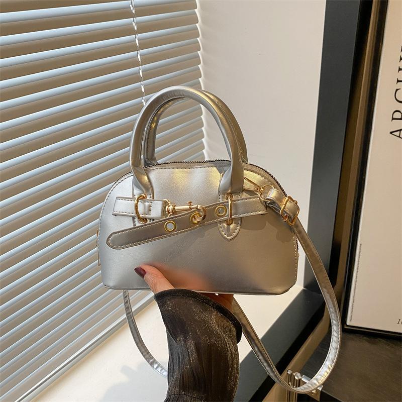 

Модная однотонная сумка-мессенджер женская новая сумочка женская сумка-ракушка большой вместимости высококлассная универсальная сумка на плечо серебряный