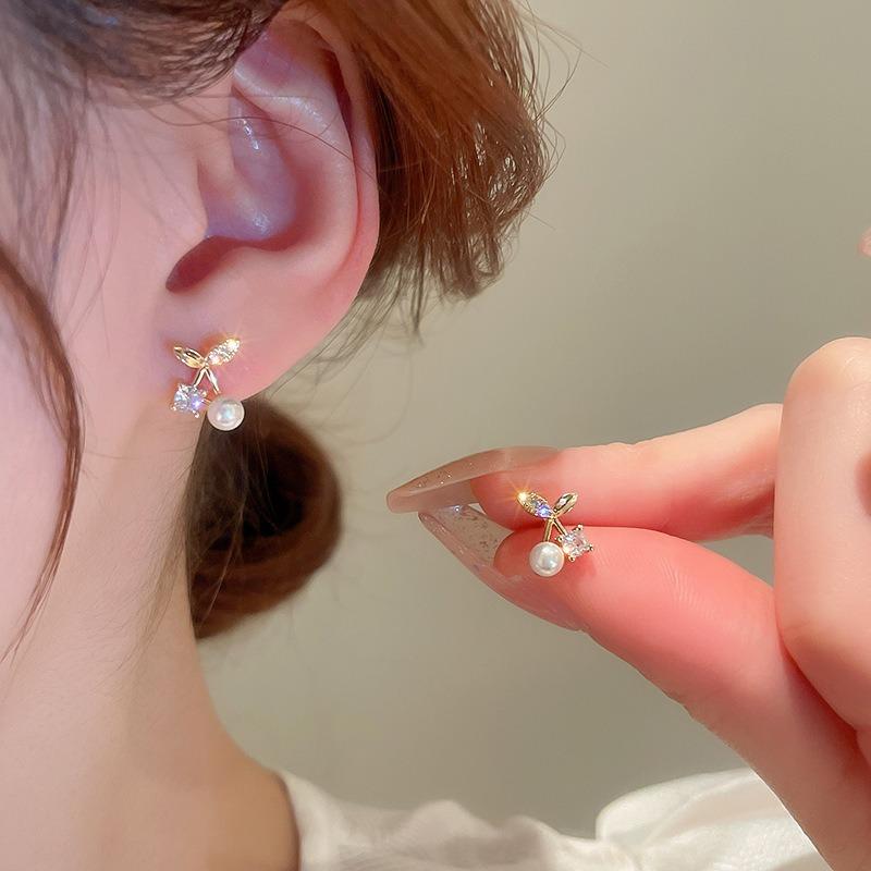Silver Needle Zircon Flower Pearl Stud Earrings Exquisite Light Luxury High-end Earrings Niche White Versatile Earrings