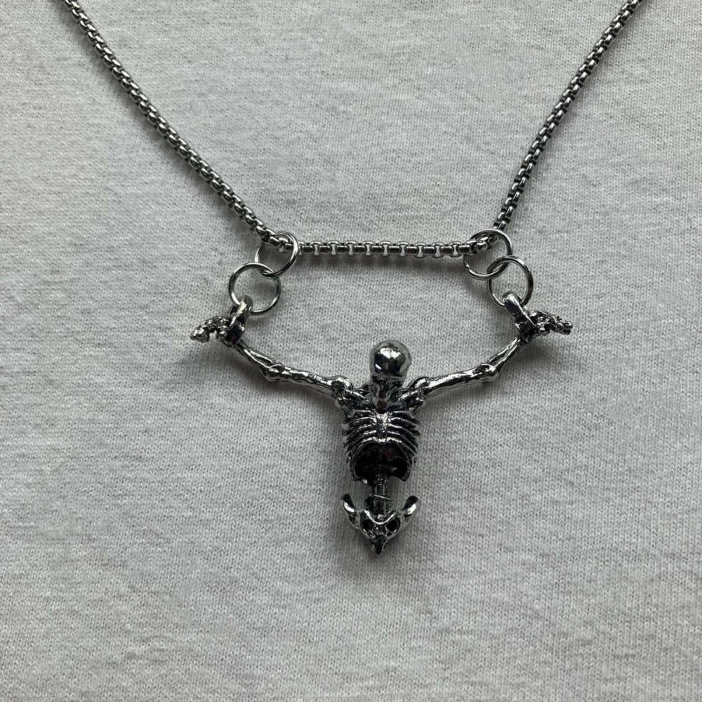 Gothic Weird Sliver Color Hanging Skeleton Corss Pendant Necklace for Women Men Halloween Scary Collar Chain Jewelry Accessories