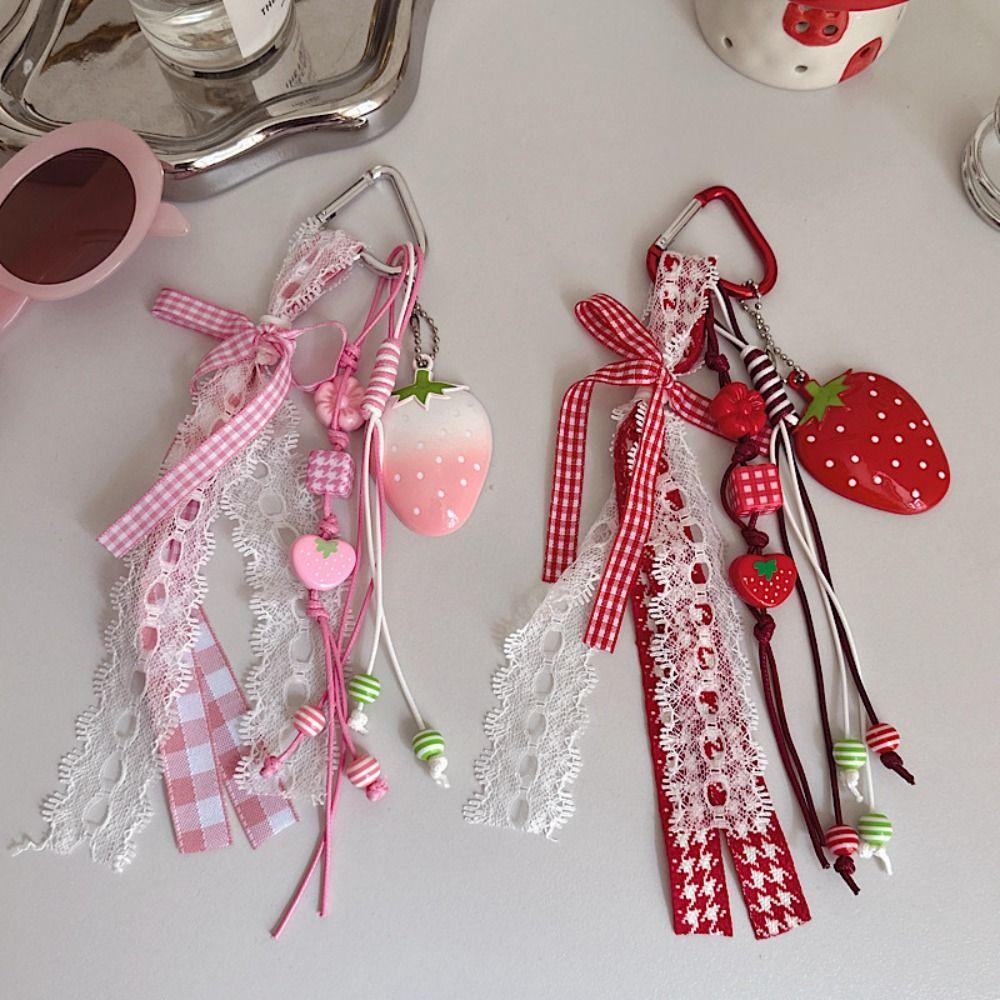

Girl Heart Strawberry Bag Charms Bag Decoration Girl Sweet Key Chain Creative Gift рожевий