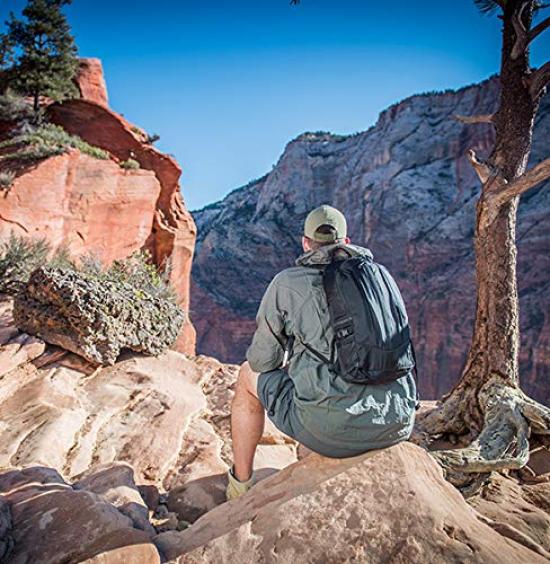 Helikon-Tex Groundhog Backpack, 10L, Coyote Design, Lightweight Hydration Backpack for Military and Tactical Use, Ideal for Mountaineering, Outdoor