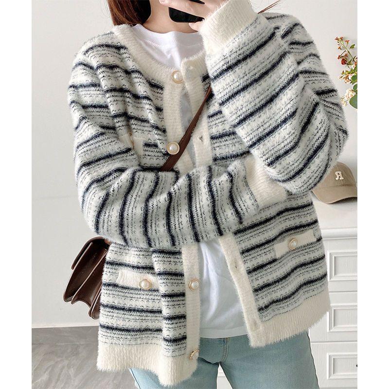 

2024 Autumn Striped Imitation Mink Velvet Cardigan Sweater in Chic Style M білий/вершковий