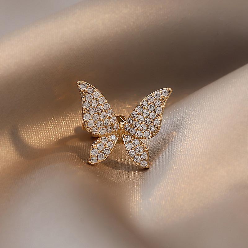 High-End Japanese Bow Brooch: Cute, Trendy, Anti-Exposure Pin for Women's Clothing