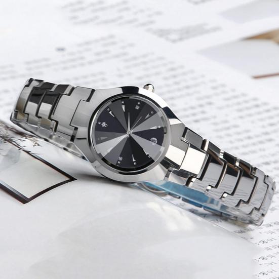 Casual Couple Round Dial Calendar Alloy Linked Strap Analog Quartz Wrist Watch