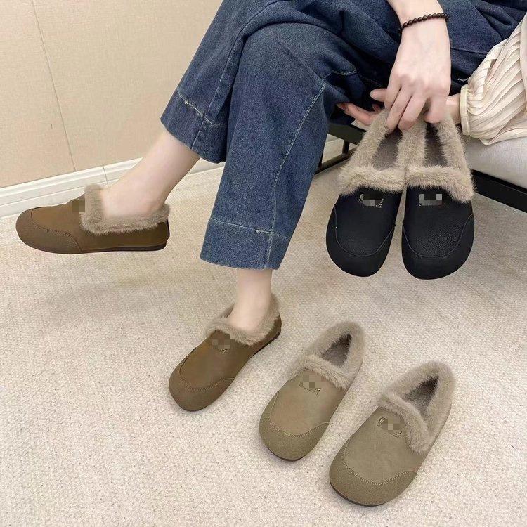 Cotton shoes are worn outside in winter, new winter fluffy single shoes, piled warm flat-soled Doudou shoes.