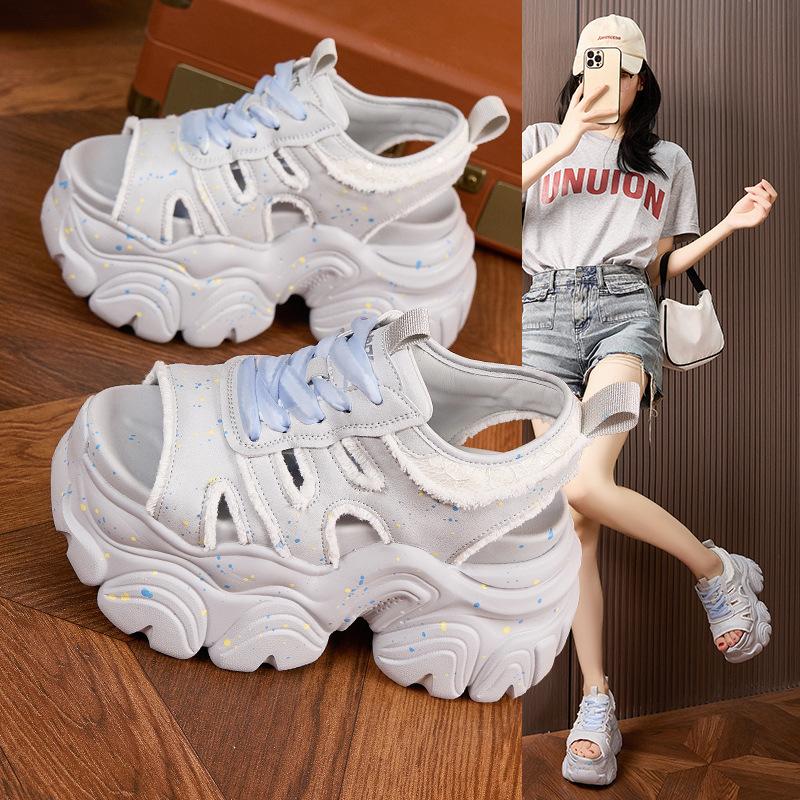 Platform sandals women's 2025 summer new heightening shoes fashionable hollow outer wear hole shoes sports wind beach shoes