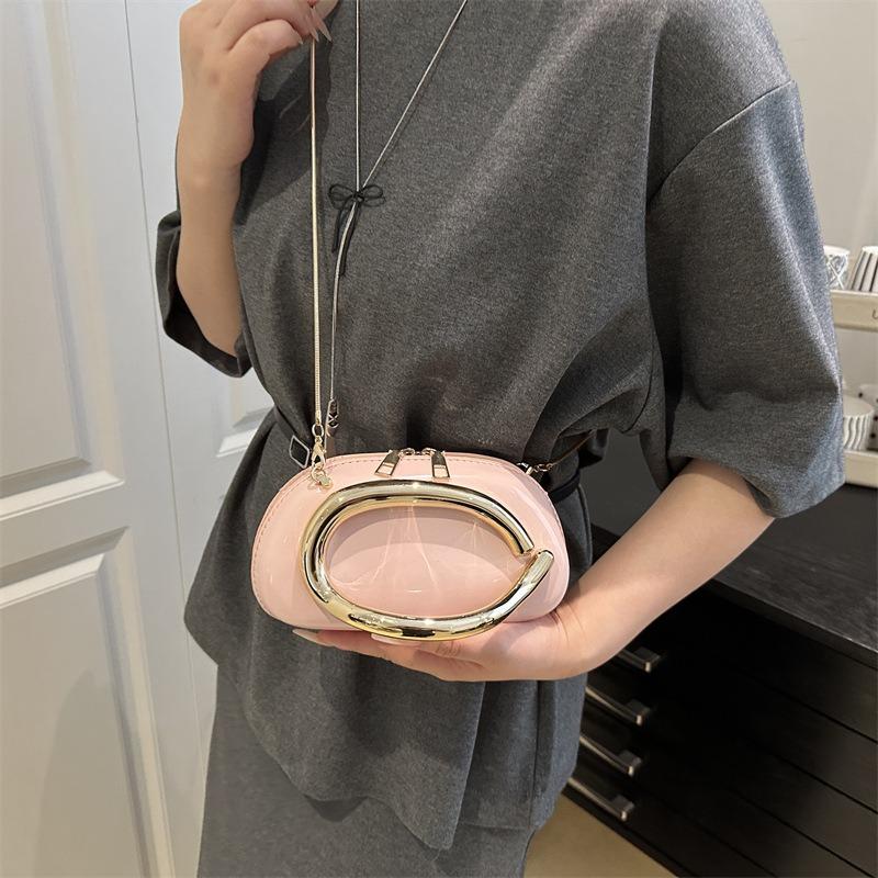 Light luxury design sense niche new trend clutch bag personalized dinner chain shoulder messenger bag women