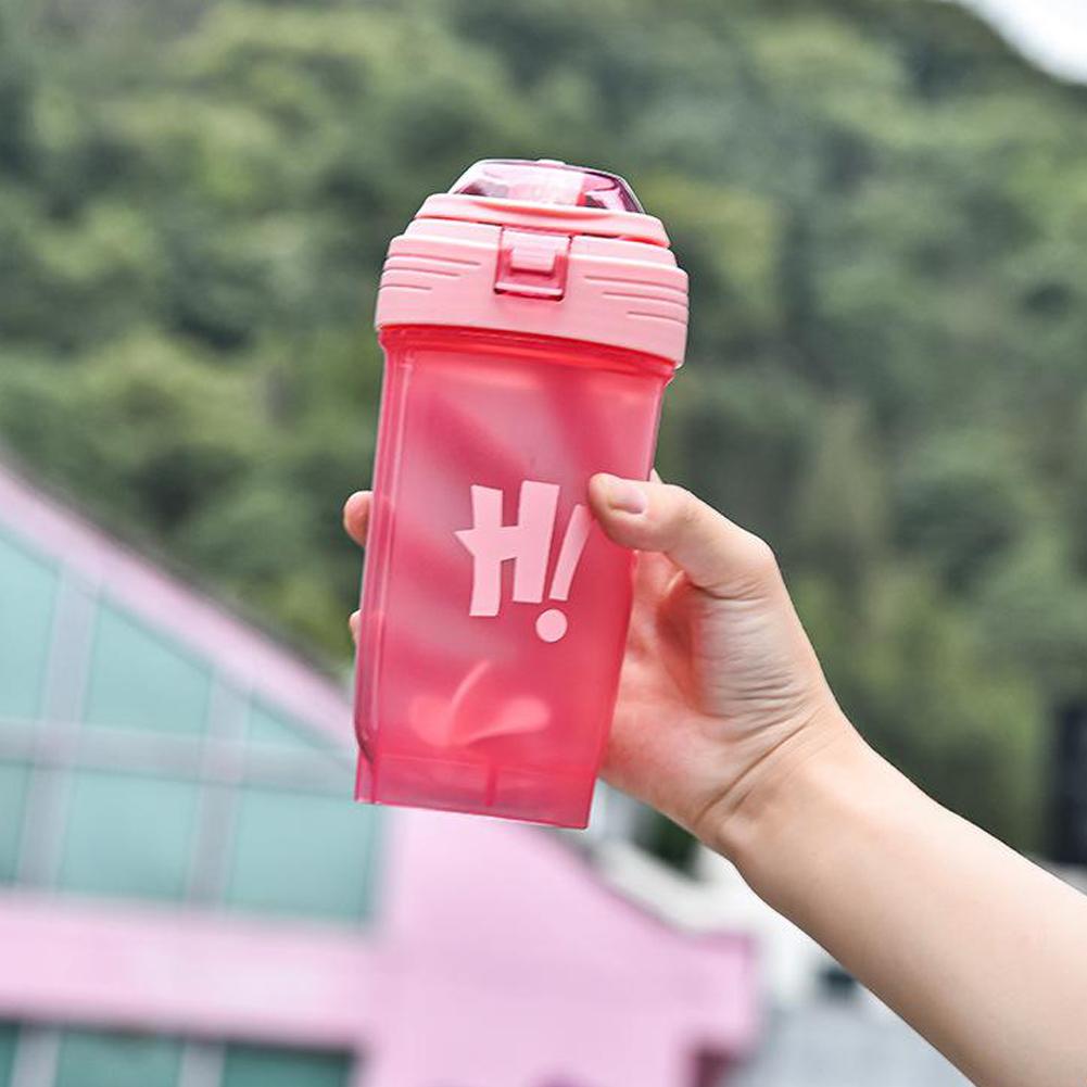 500ML Shaker Bottle for Protein Shakes and Pre Workout, Lightweight Shakes Cup Portable Plastic Protein Powder Shaker Bottle