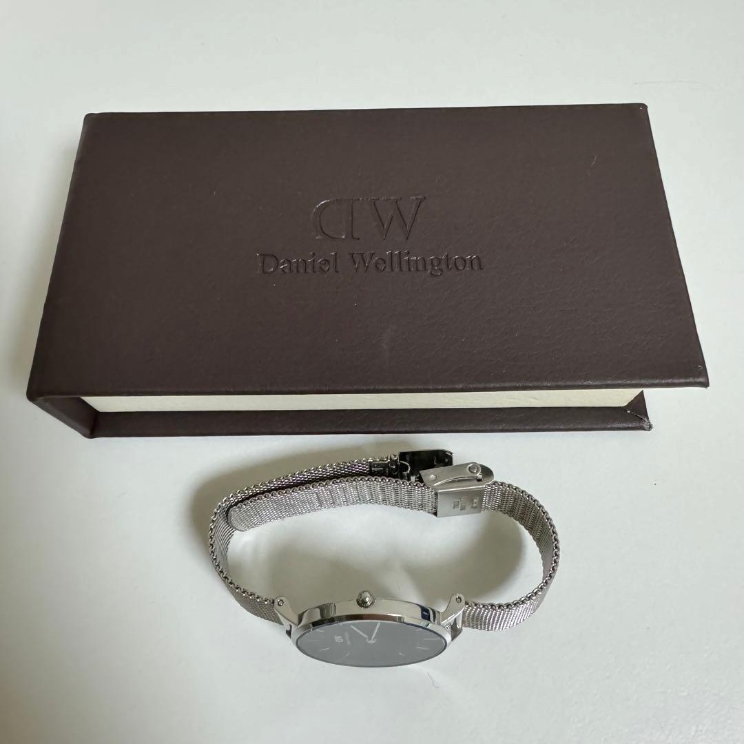 Used DANIEL WELLINGTON Daniel Wellington wristwatch