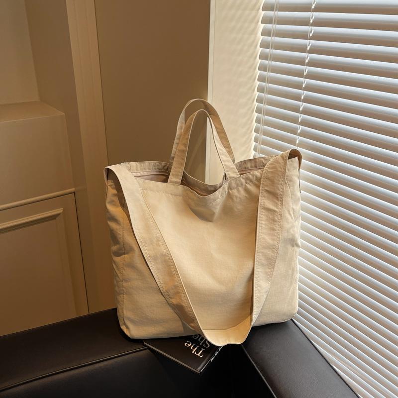 Simple and Lightweight Handheld Cloth Bag Bag Women's New Casual Tote Bag Large-capacity Shoulder Messenger Bag