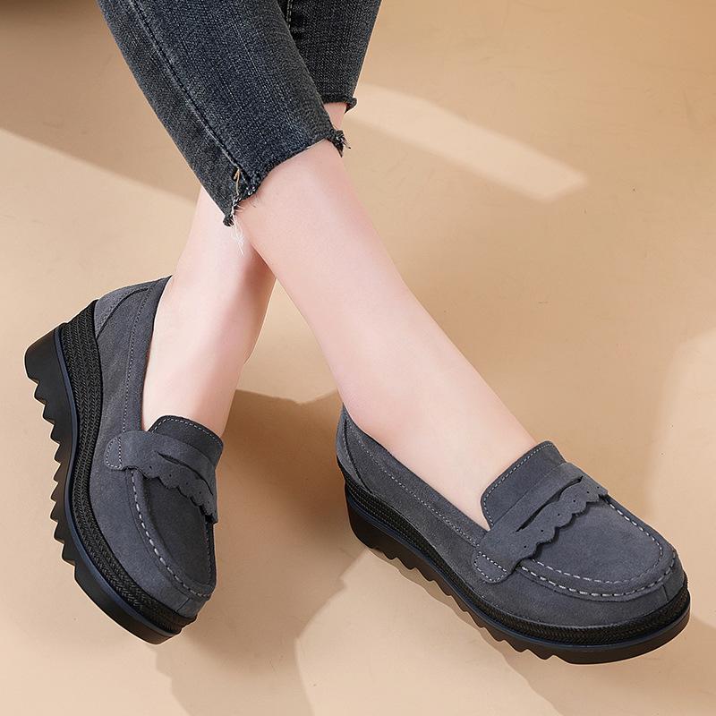 Genuine Leather Women's Sneakers - Spring/Autumn Style, Thick-Soled Wedge Platform, Large-Size Korean Mom Shoes