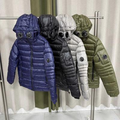 Pánská lehká prošívaná péřová bunda s kapucí z bavlny s bočními kapsami Streetwear Zimní kabát
