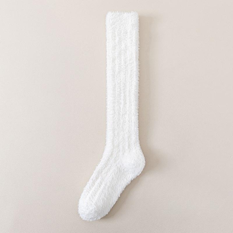 Non-shedding Solid Color Coral Fleece Long Leg Socks for Women, Thick and Warm Padded Women's Socks, Suitable for Autumn and Winter, Sleep Socks.