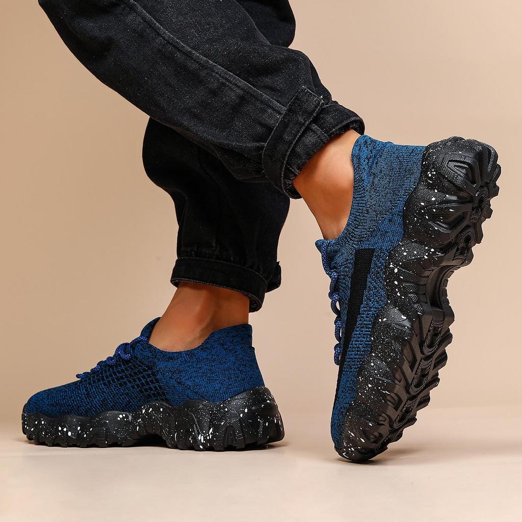 Plus Size Breathable Flyknit Sock Sports Shoes for Men - Lace-up Casual Running Shoes