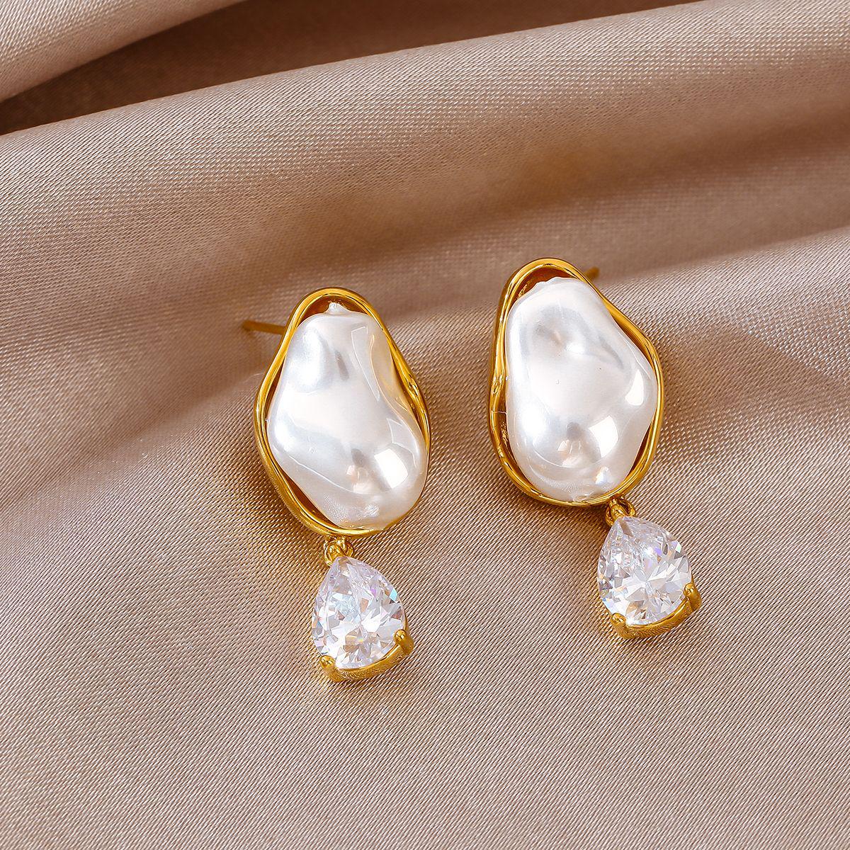 

Элегантные серьги-капли с жемчугом: Универсальная корейская мода с инкрустацией цирконами 18K