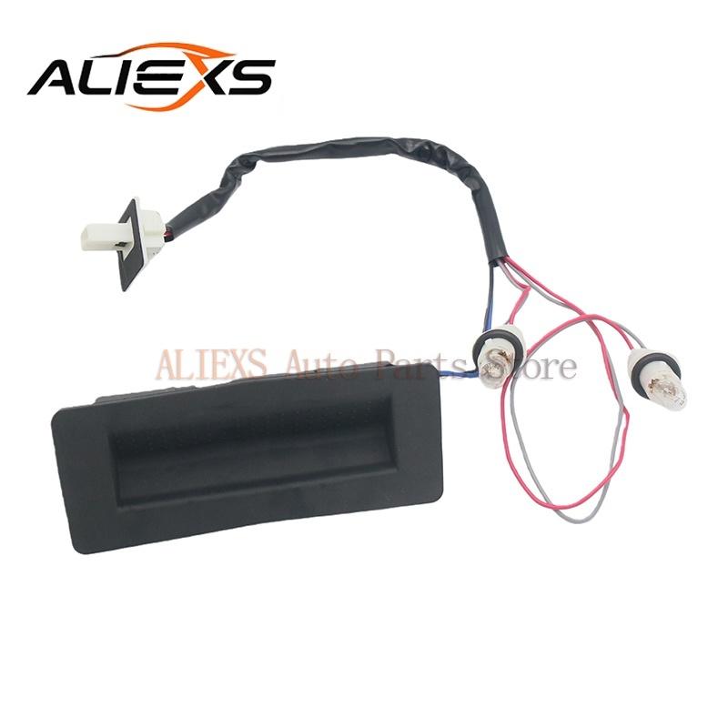 13223919 Tailgate Boot Lid Release Switch W/Lamp For Opel Astra H A04 Estate 2004-2010 / Zafira B A05 2005-2015 Auto Parts