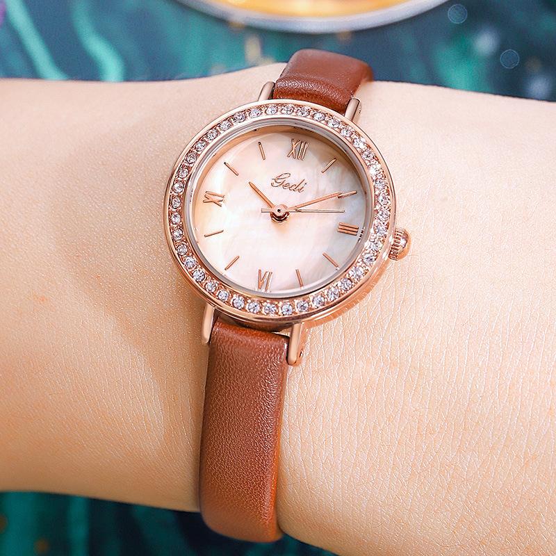 High-value Round Fashion Atmosphere Diamond-encrusted Waterproof Quartz Watch Simple Leather Business Rose Gold