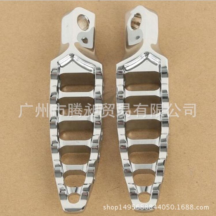 

Harley Prince 45° Electroplated Aluminum Motorcycle Foot Pegs 0.5