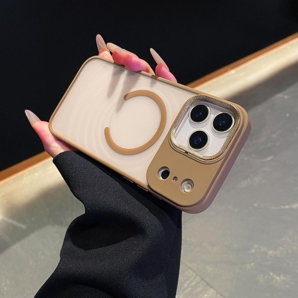 Non-toxic Magnetic Suction Is Suitable for IPhone17 ProMax Phone Cases with A Matte Skin Feel. Apple 16 Full Package Anti Drop Protective Case