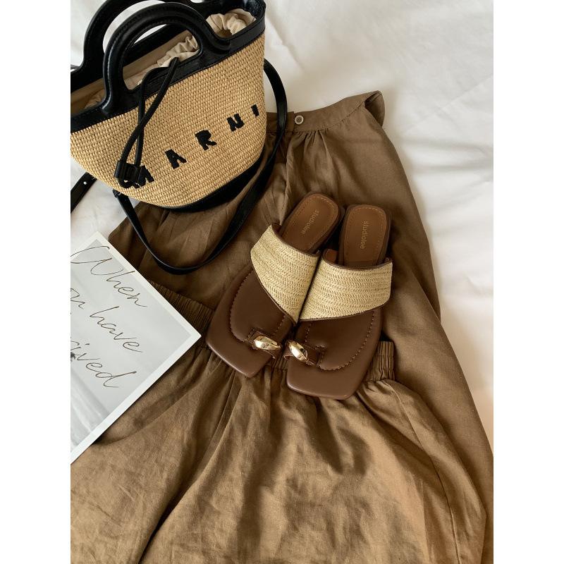 

Holiday wind metal pinch square head grass woven set of toe slippers summer 40 абрикосовый