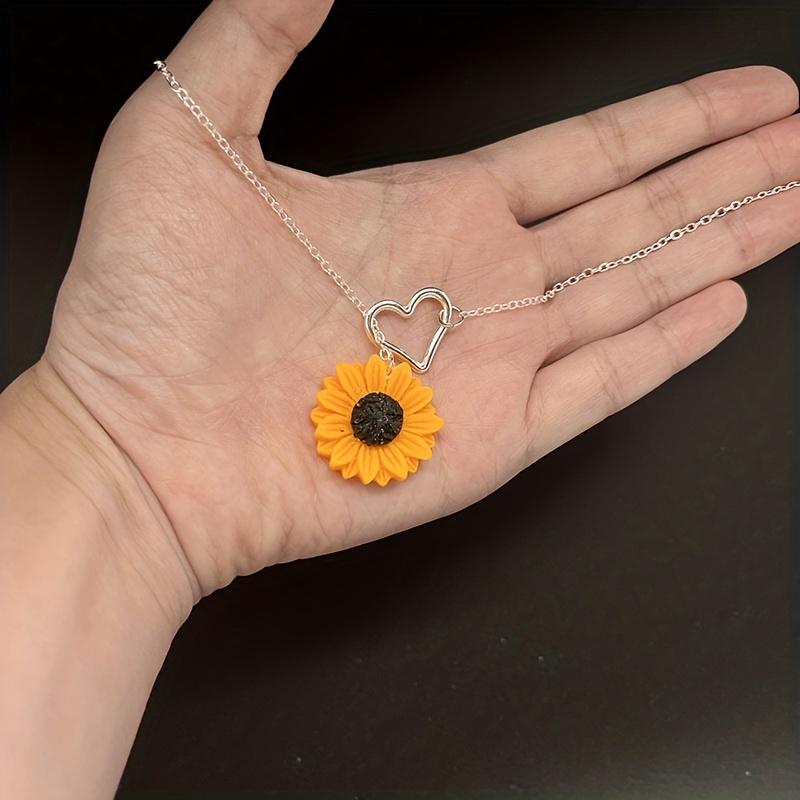 1pc Yellow Sunflower Pendant Necklace Clavicular Chain Choker Fashion Jewelry Accessories For Men