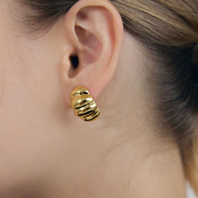 NUOY (Stříbro 925) Trojité výrazné zlaté náušnice