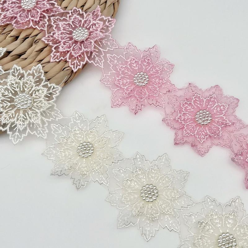 Exquisite Embroidered Organza Lace Flower Applique Patches Can Be Used To Decorate Felt Paintings Picture Frames Clothes and Hat