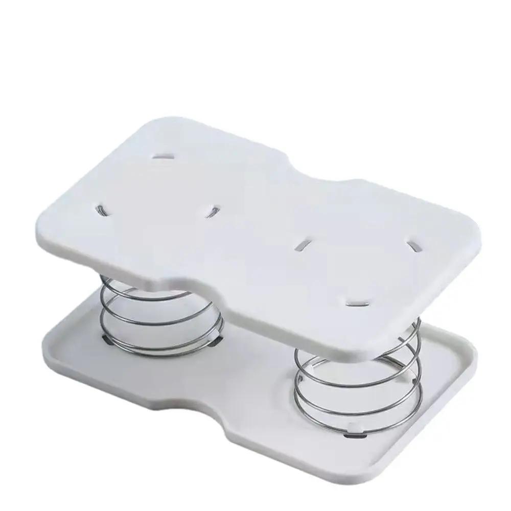 Creative Plastic Paper Towel Spring Pallet White High Elasticity Spring Tissue Box Practical Easier Double Springs Paper towels