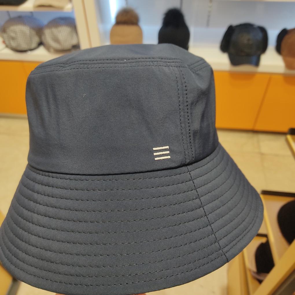 capten (genuine) Black Reclusive Washed Cover Bucket BKD2UGC005