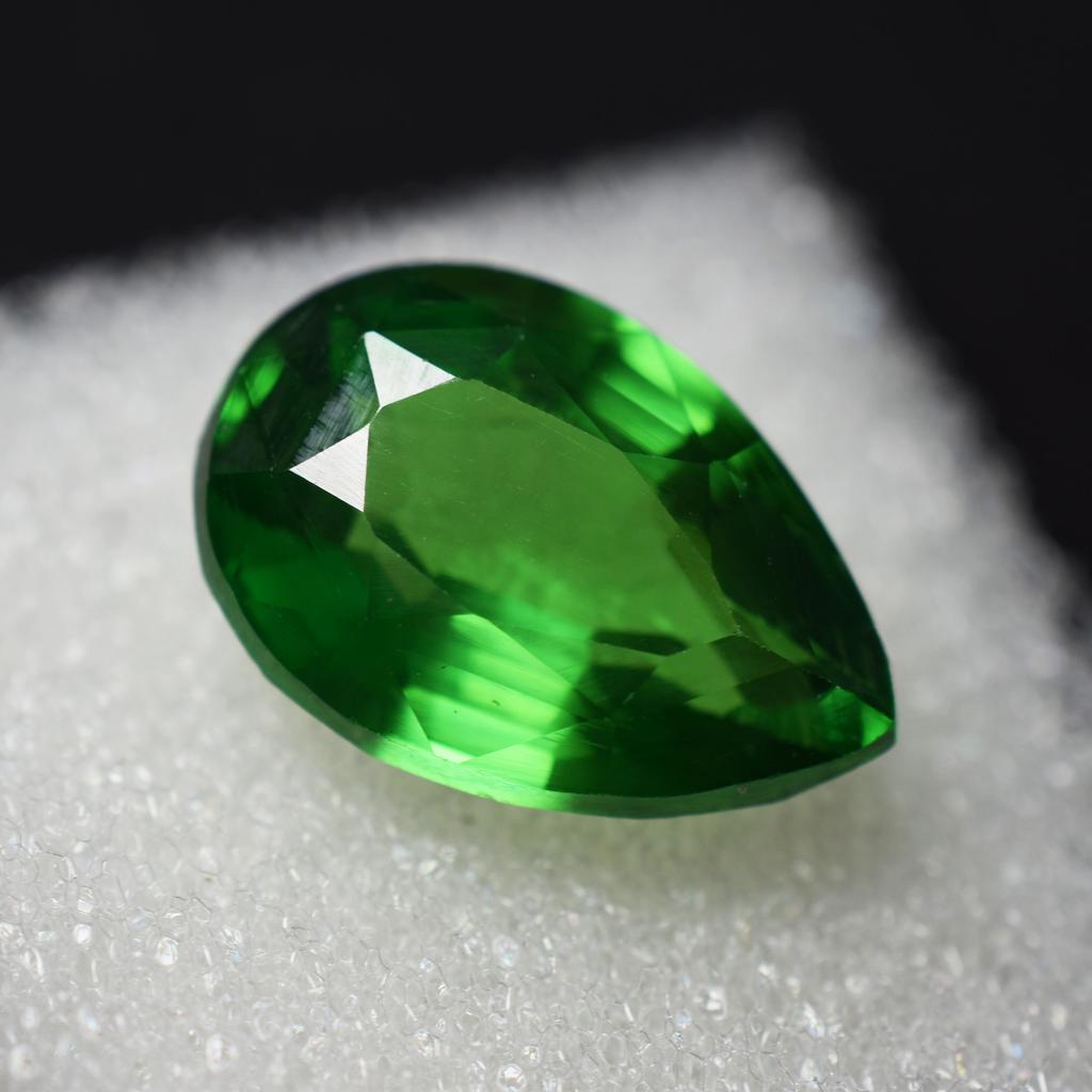 Tourmaline Verte Naturelle Pierre Précieuse Libre Taille Poire 11,70 ct Pierre de Naissance d'Octobre pour Collections de Pierres Précieuses