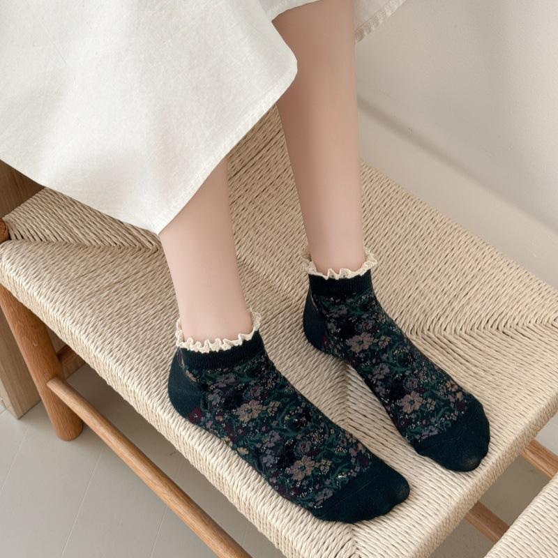 Spring And Summer Socks Japanese Retro Floral Lace Short Tube Women'S Socks Court Style Sweet Women'S Boat Socks Cotton