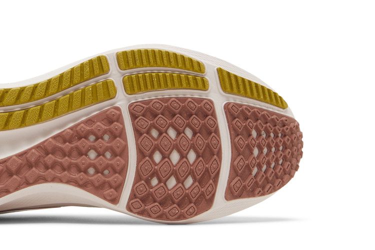 Nike Wmns Air Zoom Pegasus 39 'Whisper Madder Root'