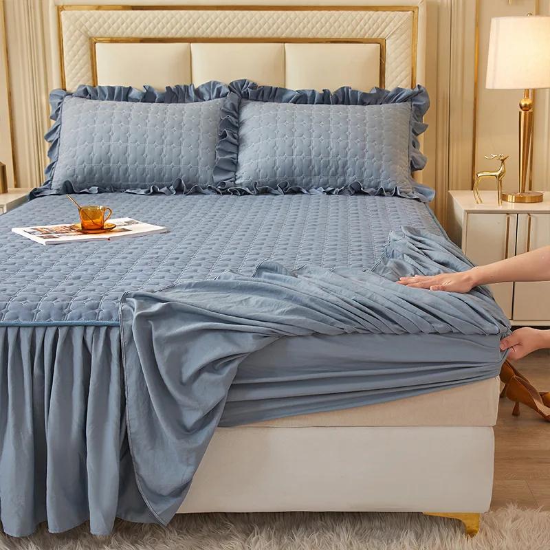 Solid Color Quilted Polyester Bed Sheet Bed Skirt Dual-use Bed Cover Simple Princess Style Kit Non-slip Dust-proof MattressCover