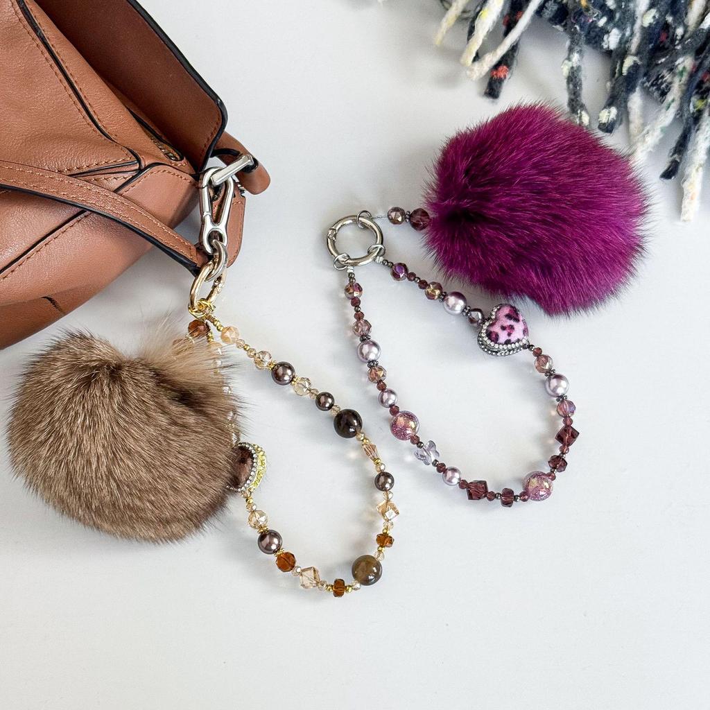 Vysoce kvalitní podzimní/zimní řetízek na telefon z plyše lišky: Roztomilý přívěsek na tašku s krystaly a perlami