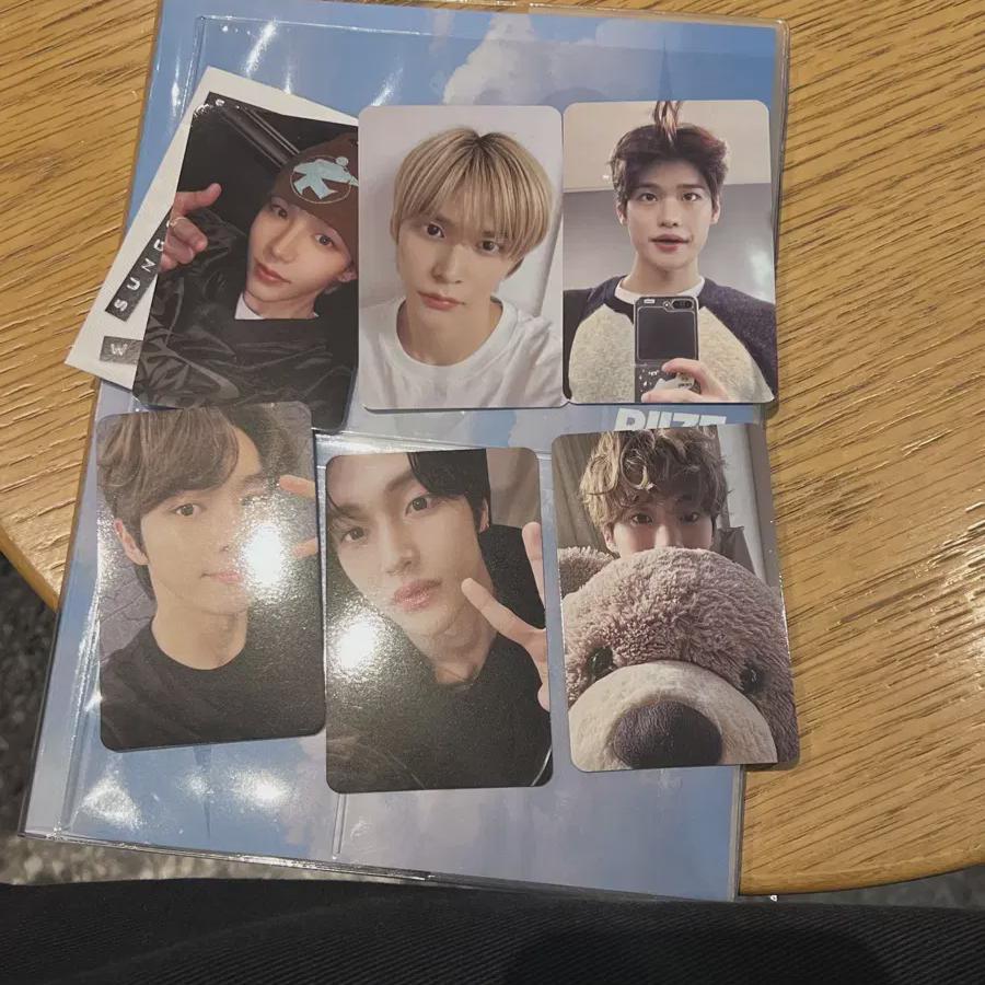 

Riize Collectbook Unsealed And Sell