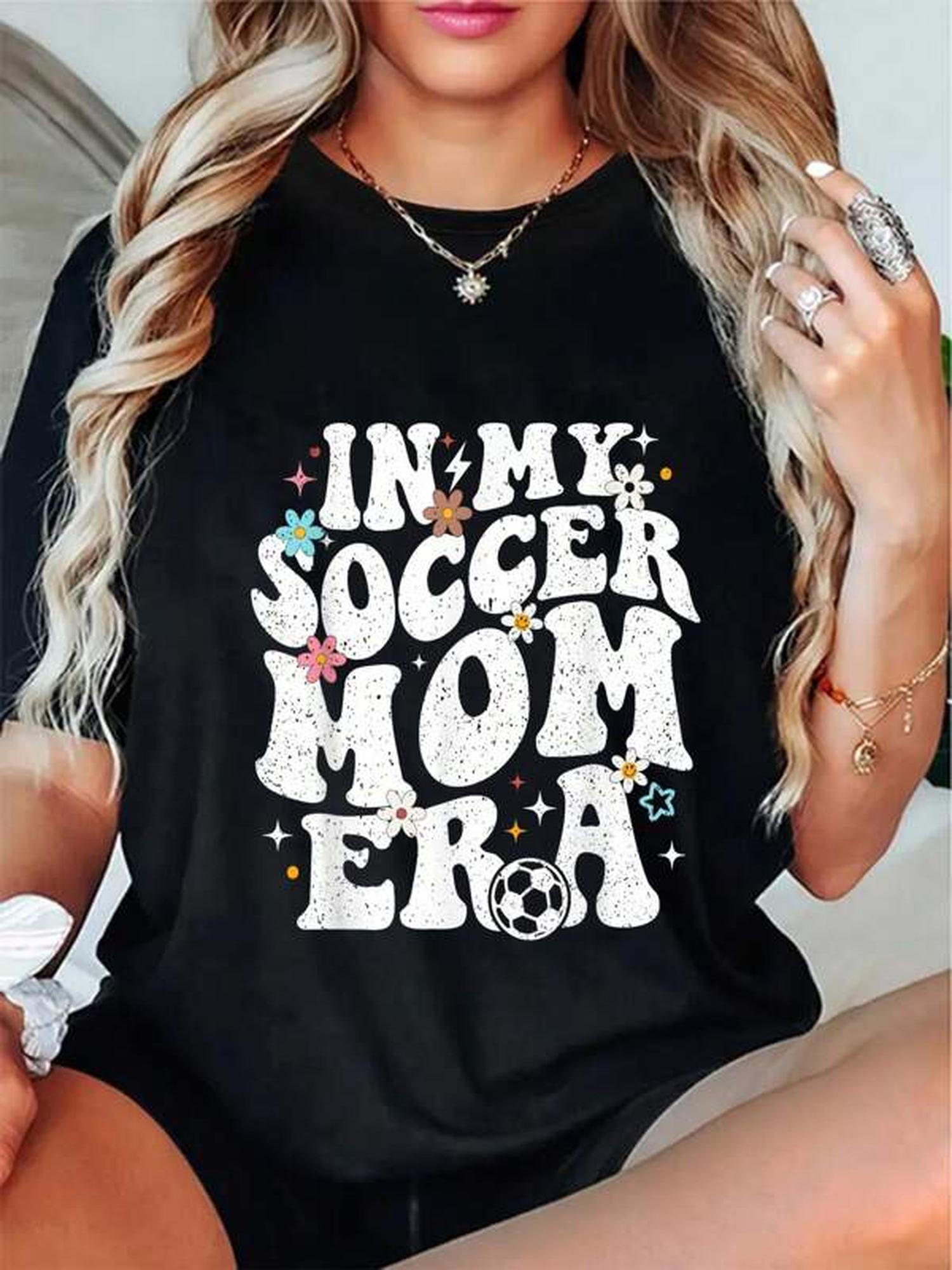 In My Soccer Mom Era Graphic T-shirt L