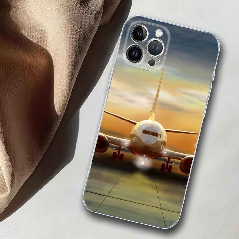 Aircraft Airplane Phone Case For iPhone 14 11 12 13 Mini Pro XS Max Cover 6 7 8 Plus X XR SE 2020 Funda Shell
