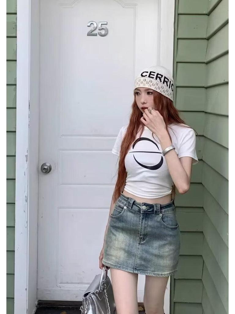 2025 Summer Women's High Waist Distressed Denim A-Line Skirt