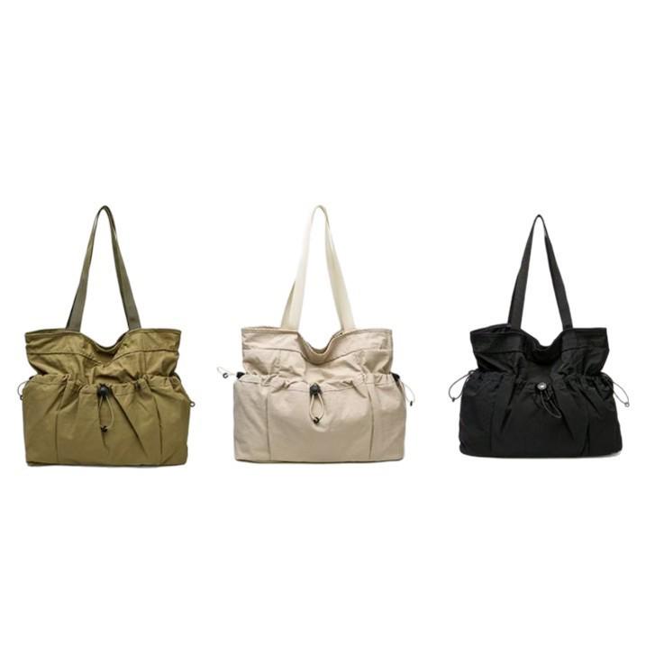 Large Capacity Pleated Shoulder Bag - Simple and Fashionable Tote for College Students and Women