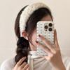 Korean Trendy Plush Headband for Women: Chic Autumn/Winter Hair Accessory