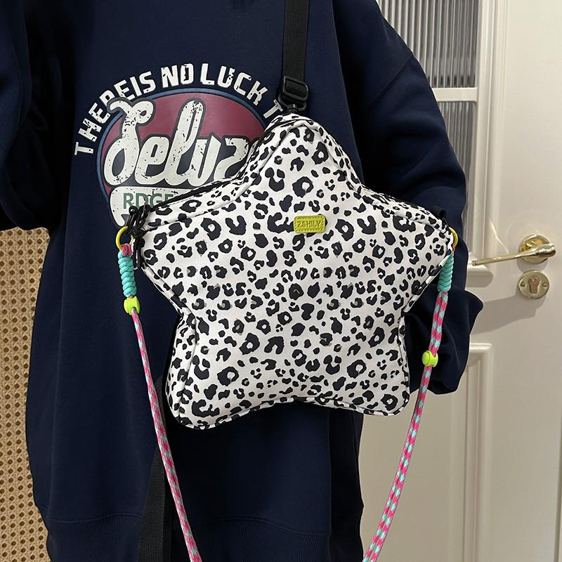 Personalized star backpack spring new fashion leopard print shoulder bag women's large-capacity messenger bag