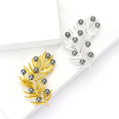 Broches y joyería para el cuerpo