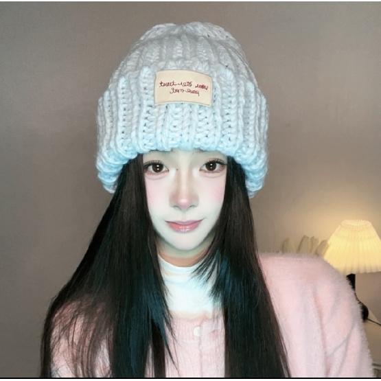 

Large head circumference green knitted hat, stylish and good-looking hat for women, makes the face look smaller, winter woolen hat for ladies Average Size